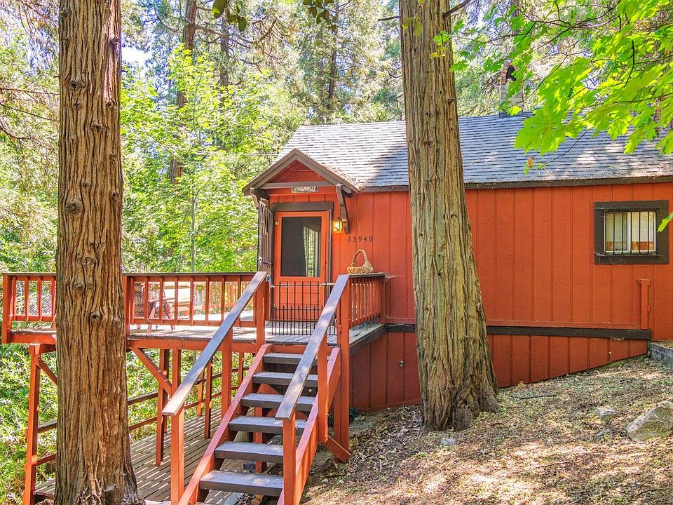 1st image of 23949 Park Ln
