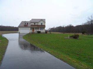 14249 N Wayland Rd, Meadville, PA 16335