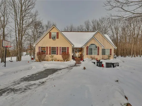 57 Red Ridge Trl, Albrightsville, PA 18210