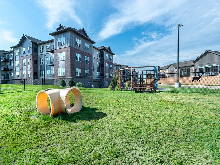 Rush Creek Apartments — Photo 48