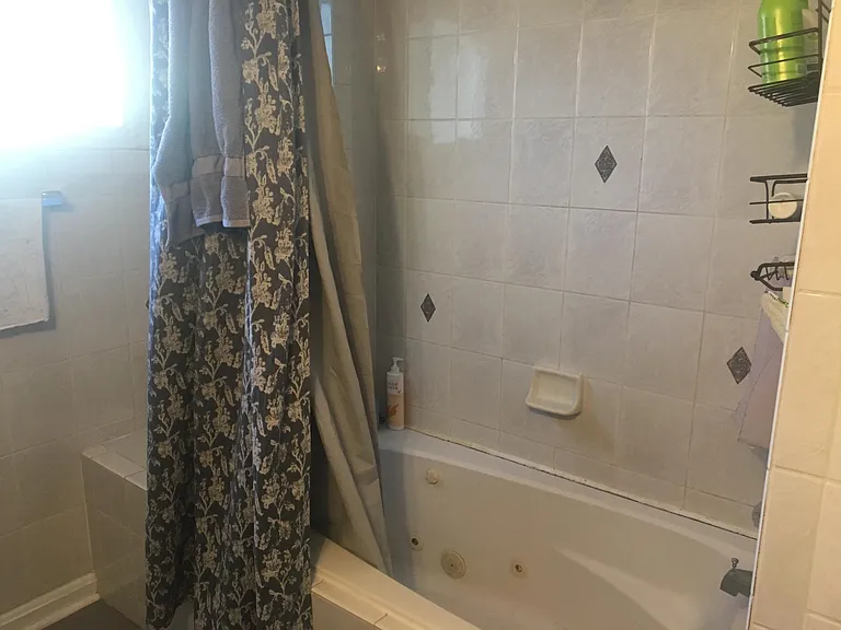 1545 Vine St #G — Photo 15