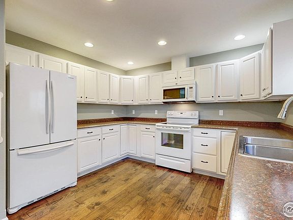 2nd image of 1770 Gray Hawk Ct