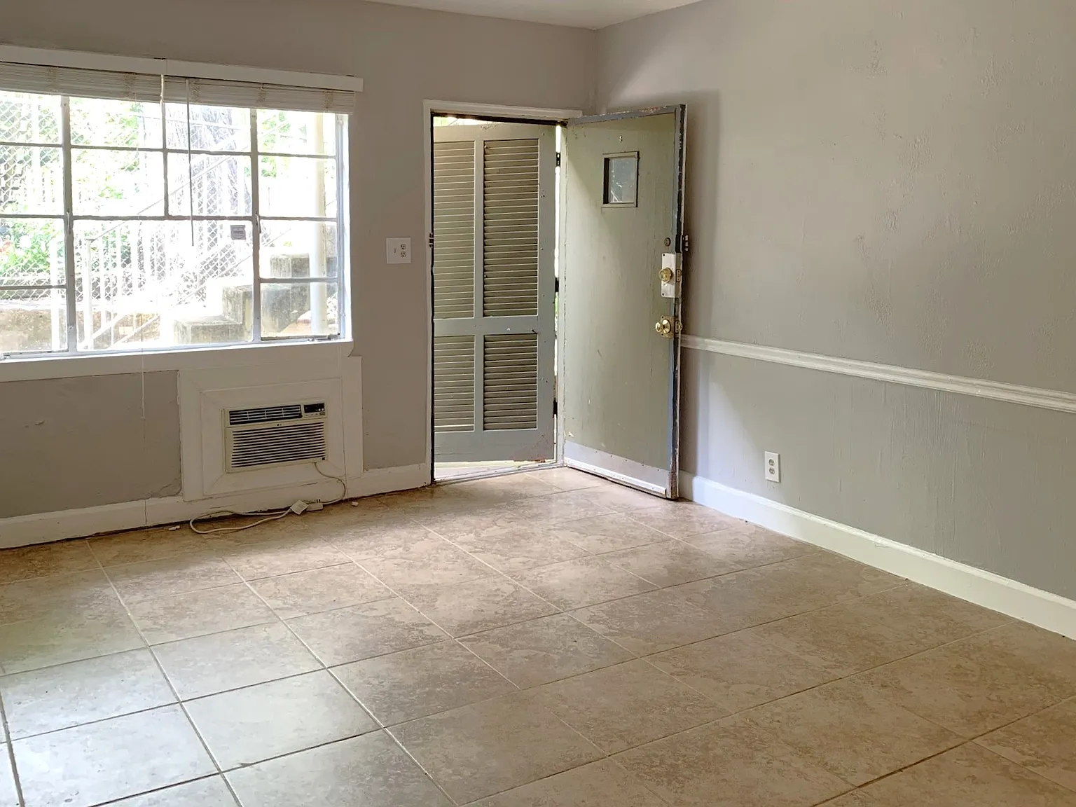 2 bed, 850 sqft, $1,695 — Photo 4