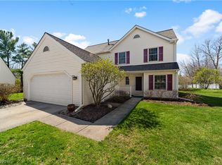 5800 Ridgeview Ln, Willoughby, OH