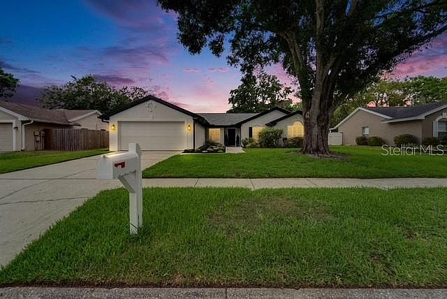 1st image of 10412 Tara Dr