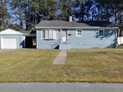 137 Ridge St, Woonsocket, RI, 02895