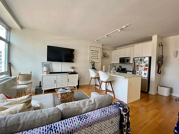 2nd image of 189 Schermerhorn St APT 20G