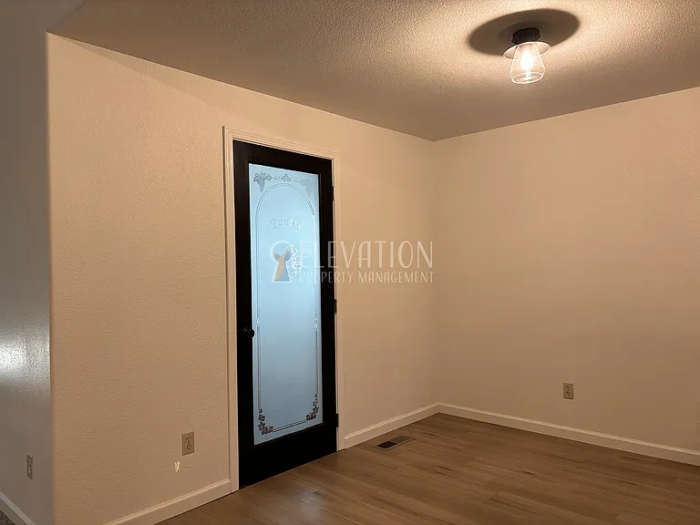 61875 Avonlea Cir — Photo 11