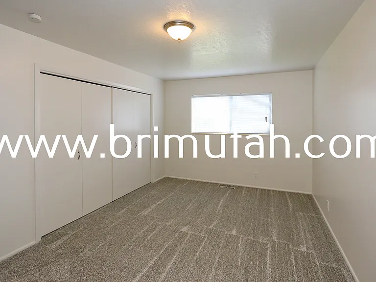 3669 S 2245 E — Photo 9