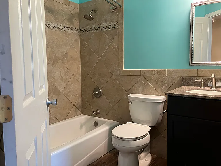 8437 Bedford Rd — Photo 5