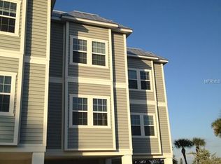 127 99th Ave, Treasure Island, FL 33706
