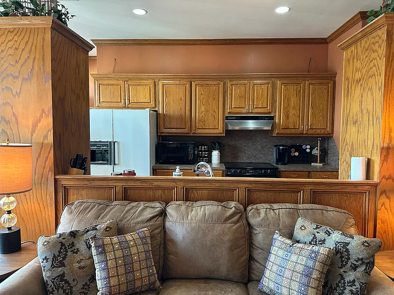 Fully stocked kitchen with all major and small appliances, plus everything you need to cook, dine, and entertain- from dishes and cutlery to wine glasses, glassware, blenders, and more.