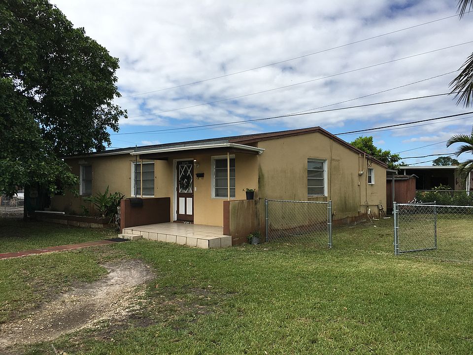 1st image of 5240 SW 97th Ct
