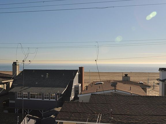 2nd image of 913 W Balboa Blvd