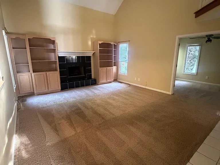 6046 Margaux Ln — Photo 3