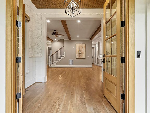 2nd image of 5005 Celbridge Pl