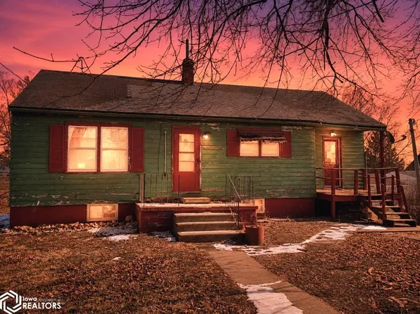 606 Lyman St, South English, IA 52335