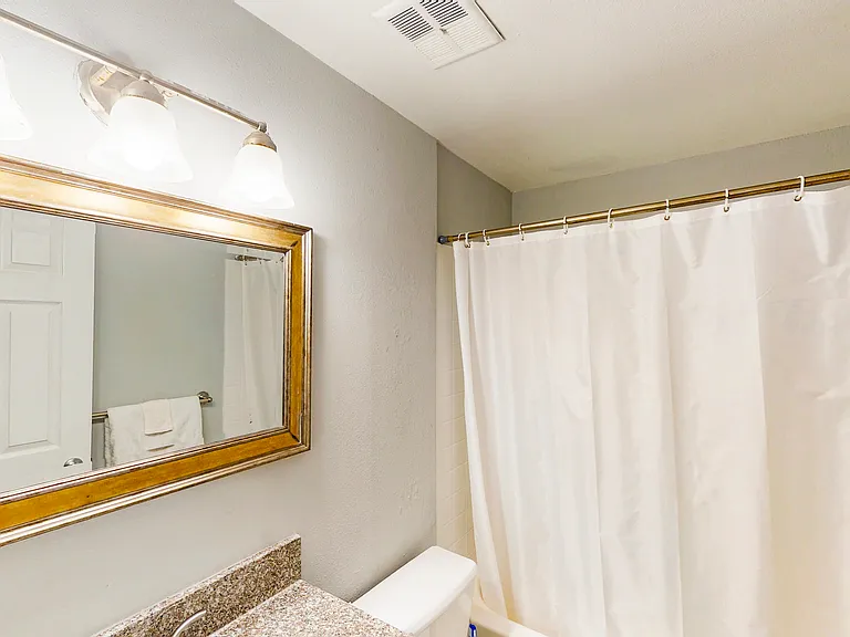 5555 Pershing Ave #1 — Photo 8