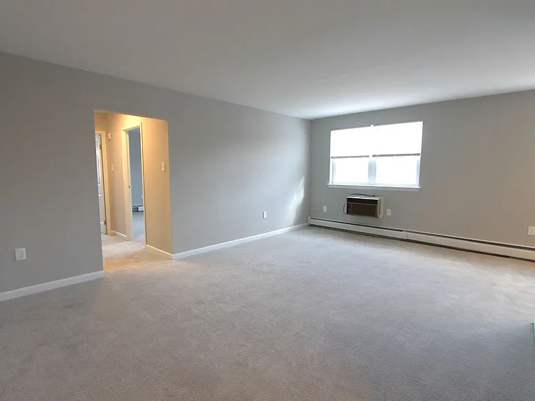 West Walnut Lane Apartments — Photo 53