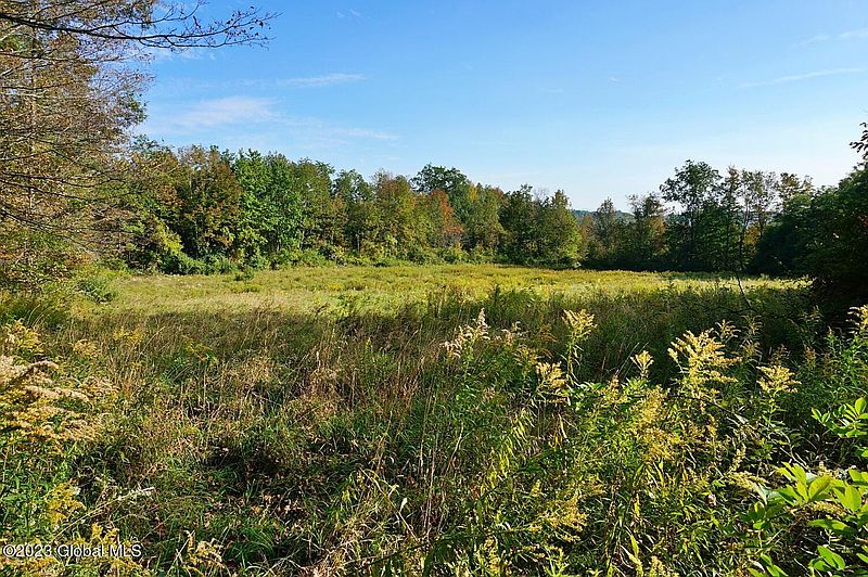 4th image of L40 Lot 2 Middle Road