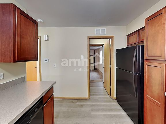 4th image of 2343 Stoughton Cir