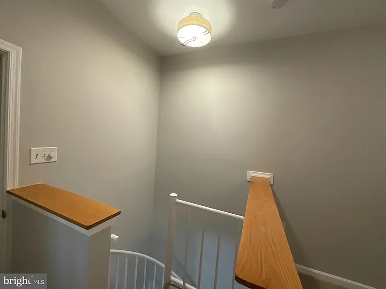 9808 Lake Pointe Ct #301 — Photo 29