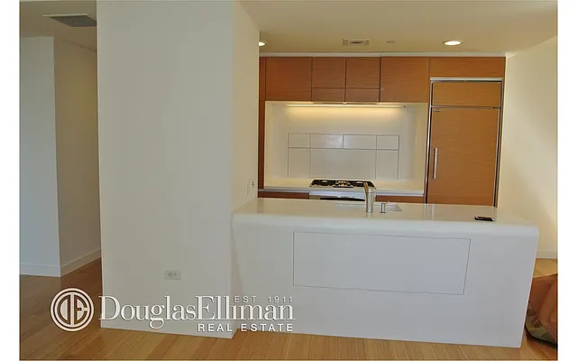 Sold by Douglas Elliman | media 24