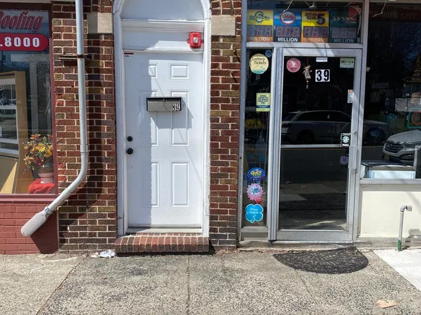 39 Ridge Rd Floor 2, Lyndhurst, NJ 07071