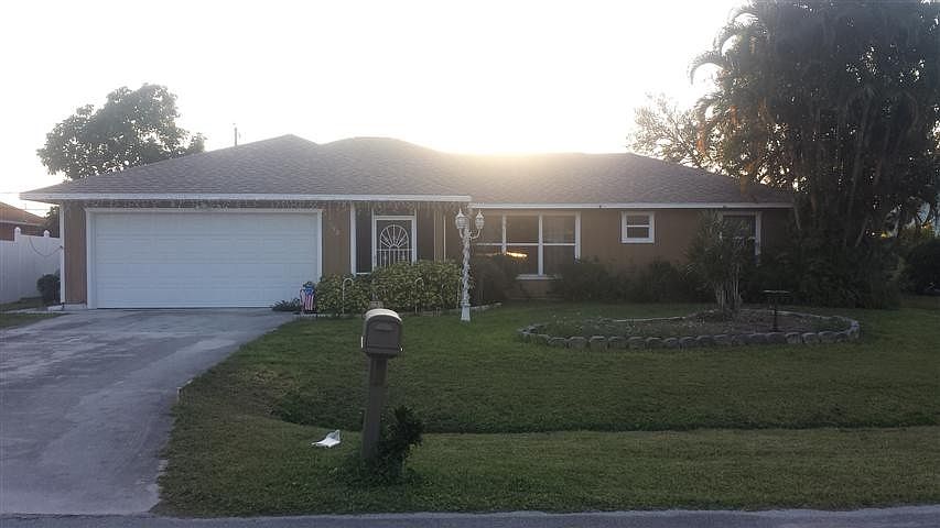 1st image of 590 SE Euclid Ln