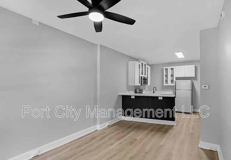 1416 N Milton Ave — Photo 4
