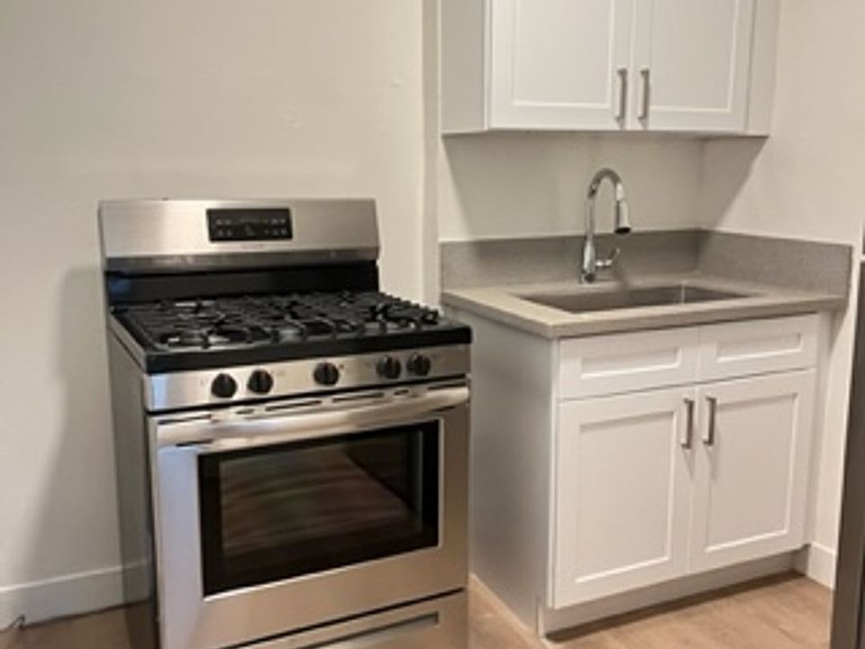 1st image of 1837 9th St APT C
