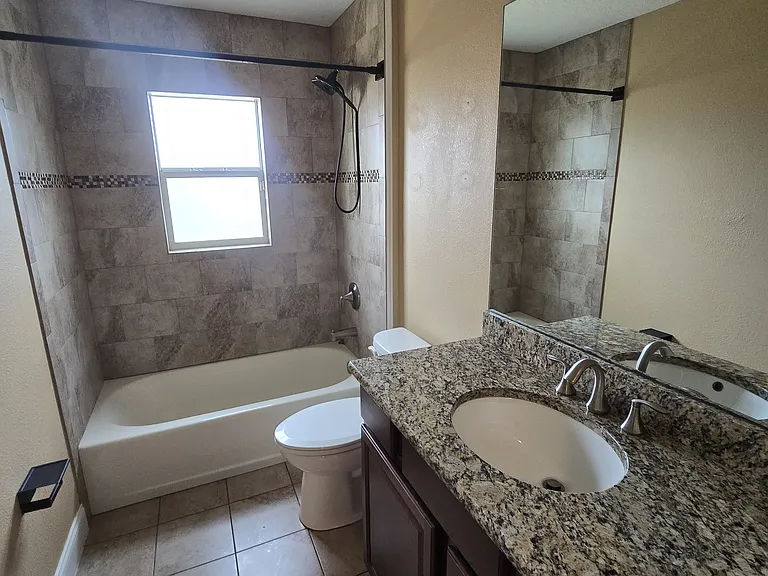 1718 Belmont Ave #1 — Photo 13