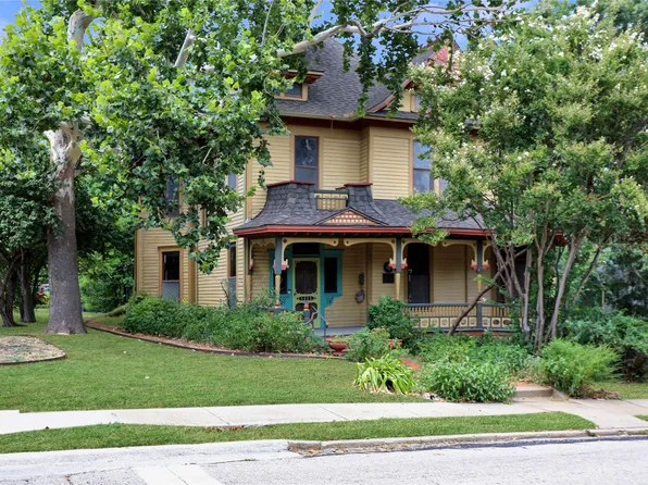 524 W Hunt St, McKinney, TX 75069