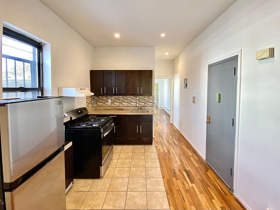 1st image of 268 Boerum St APT 2L