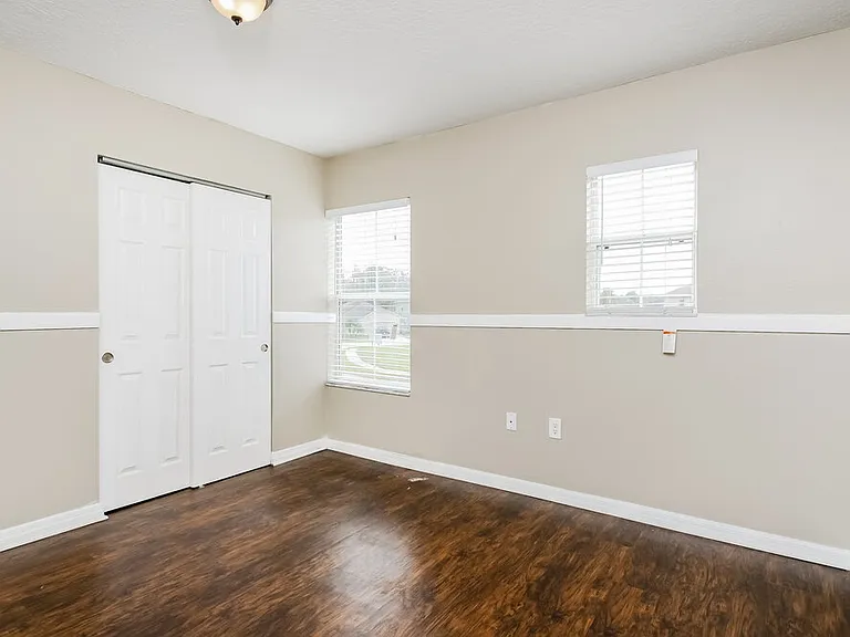 4705 Willoughby St — Photo 18