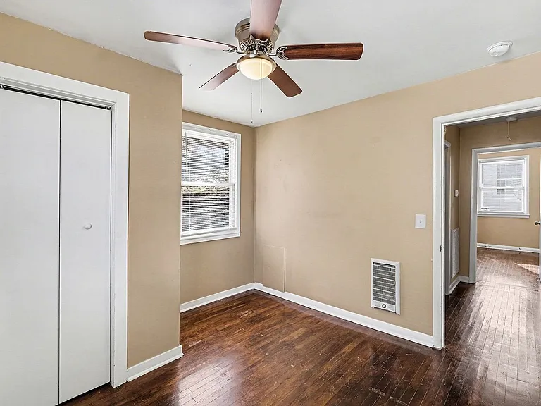 302 Sentinel Dr — Photo 13