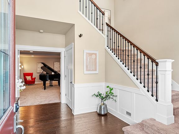 3rd image of 23161 SE 52nd Street