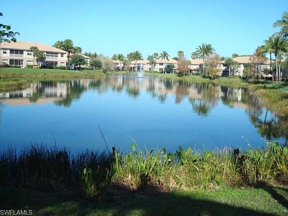 Great lake and water display view