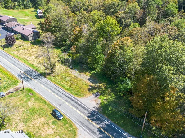 72 Hamlin Hwy, Moscow, PA 18444