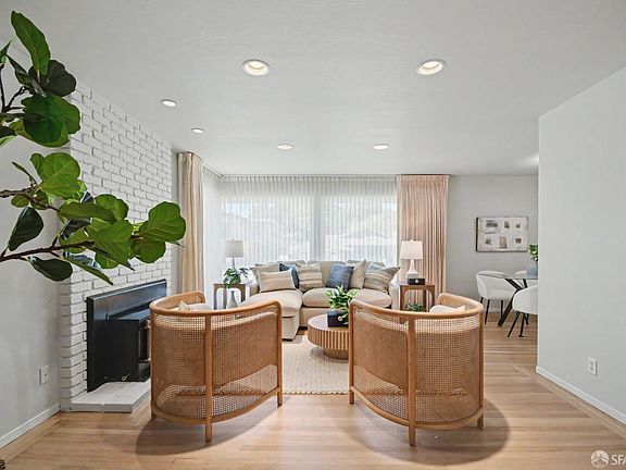 4th image of 425 Madison Ave