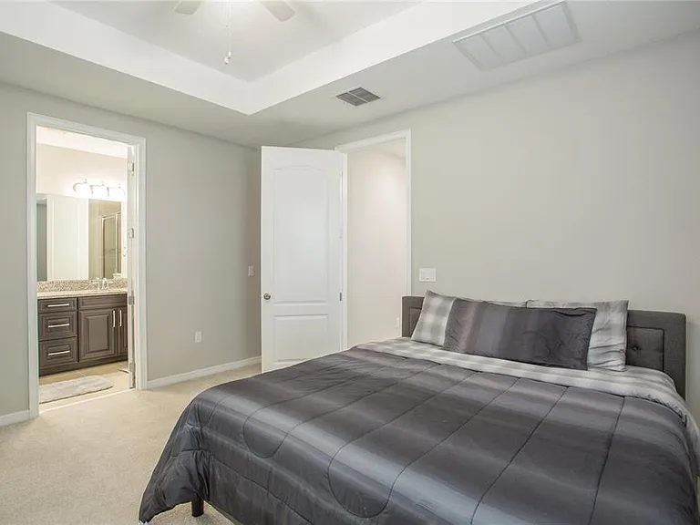 14386 Swanley St — Photo 12