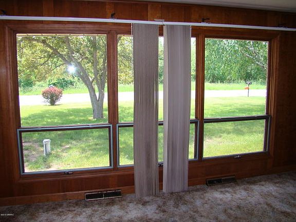 4th image of 665 Kublick Dr