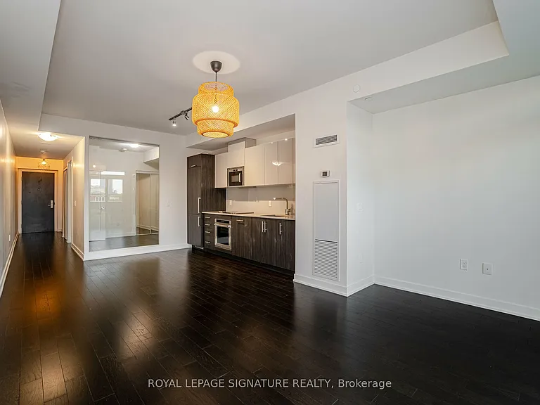 330 Richmond St W #811 — Photo 13