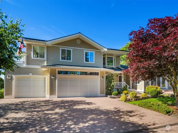 908 S 244th Street, Des Moines, WA 98198
