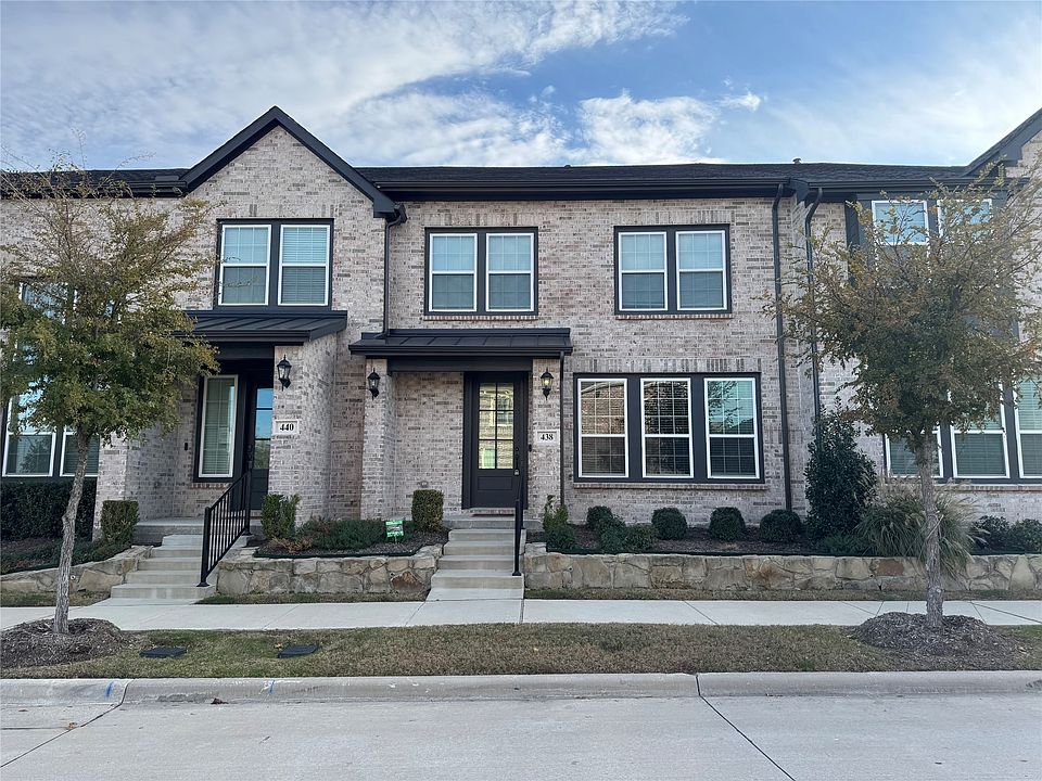 1st image of 438 Matthew Dr