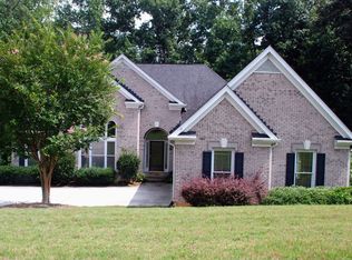 1981 Flowering Dr, Grayson, GA 30017