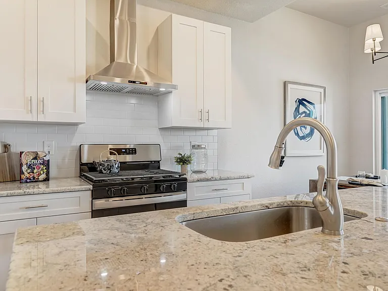 5843 Villa Lorenzo Dr — Photo 11
