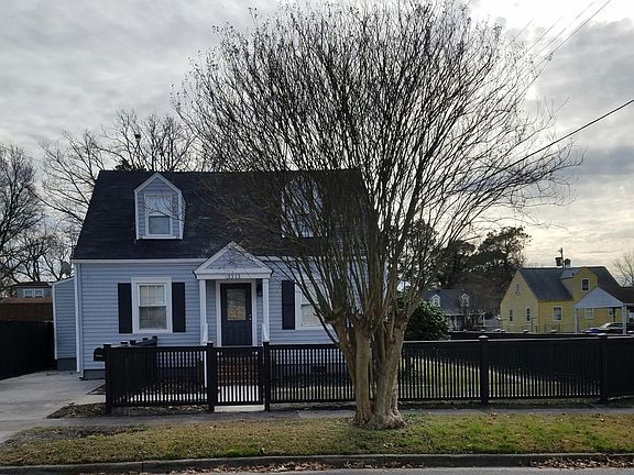 4th image of 3313 Dartmouth St
