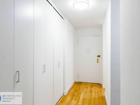 5th image of 7 E 14th St Frnt 7
