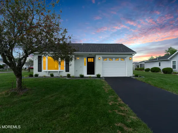 13 Everest Drive N, Brick, NJ 08724